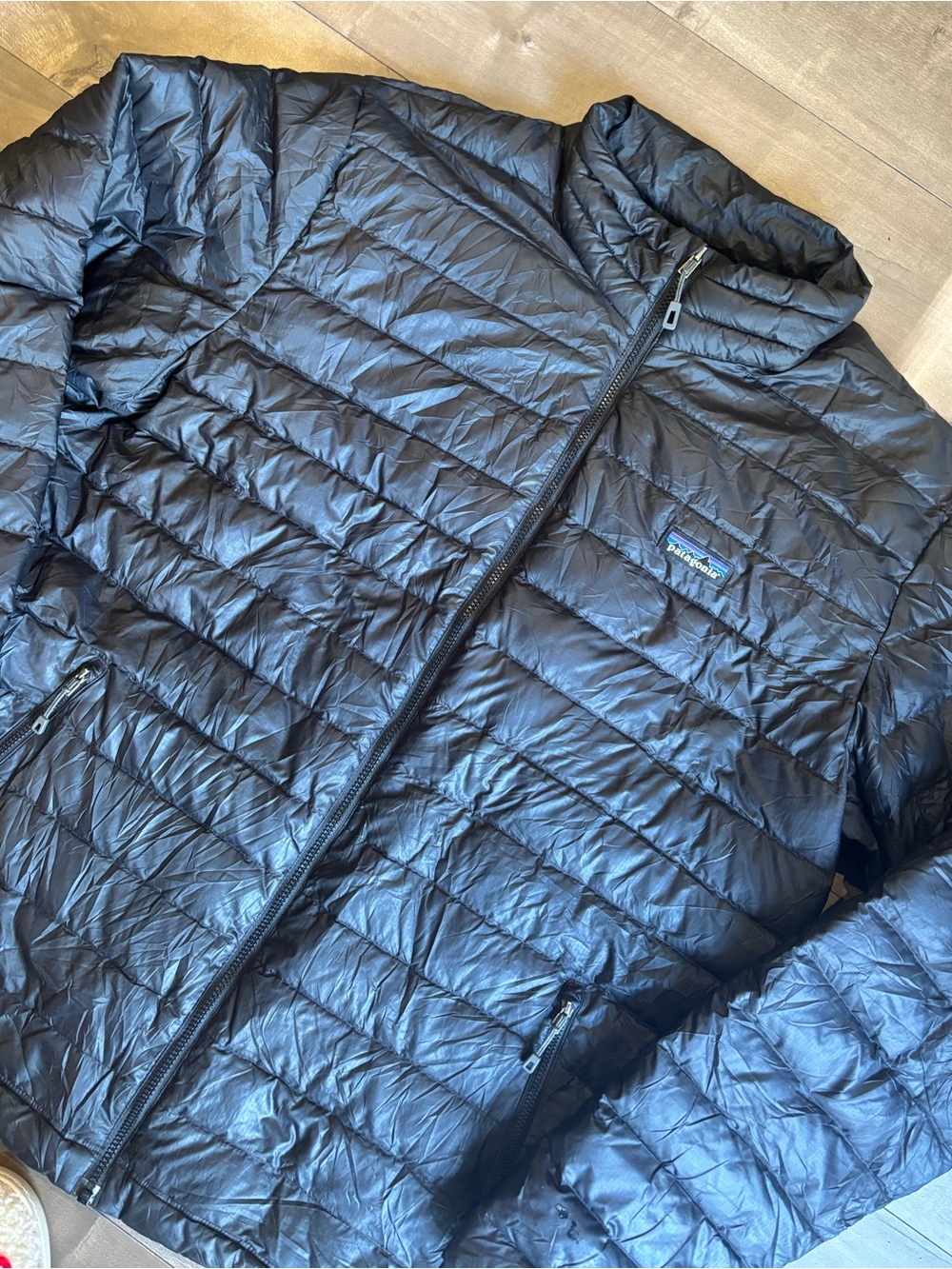 Patagonia Men's Down Sweater Jacket Black 800-Fill